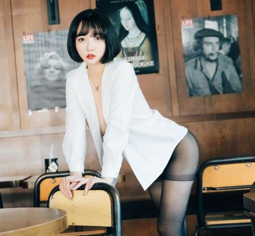 [LOOZY]  Yeeun – Tainted Love Bar + S.Ver